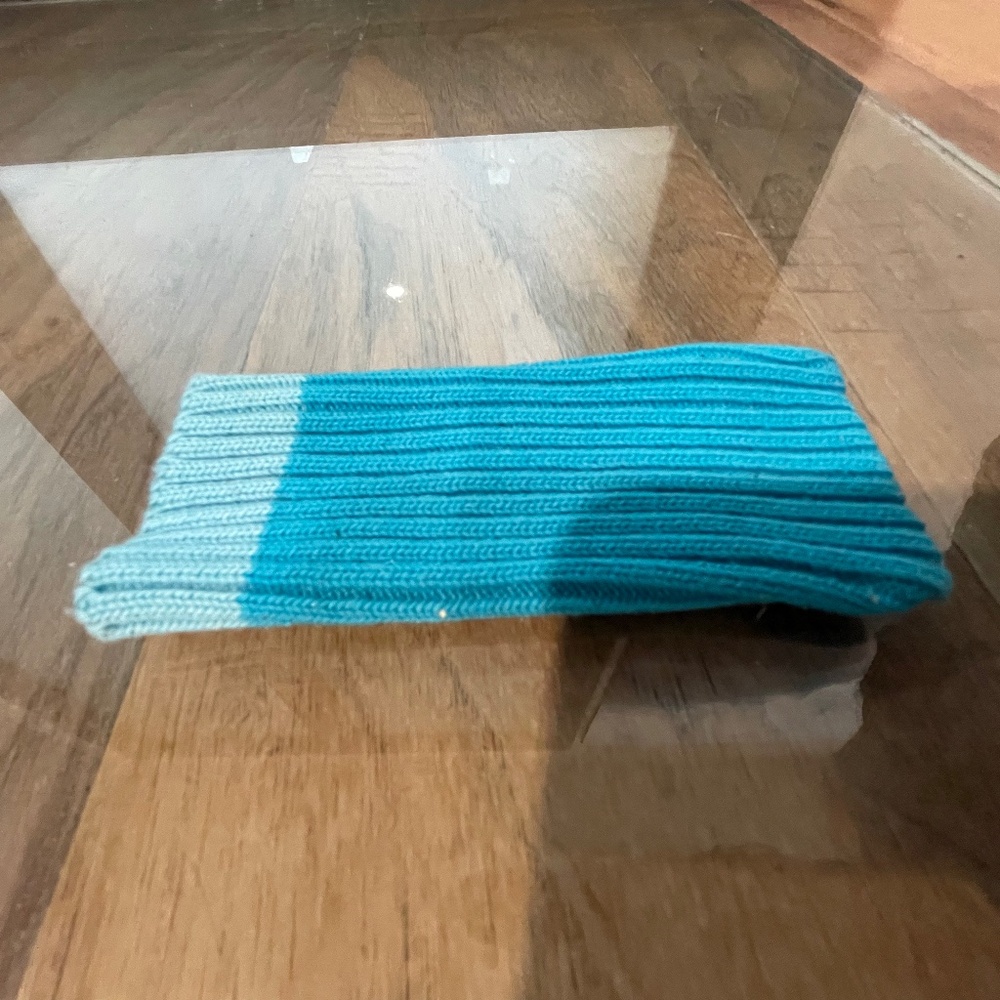 New Ribbed Smartphone Sock - Picture 2 of 3